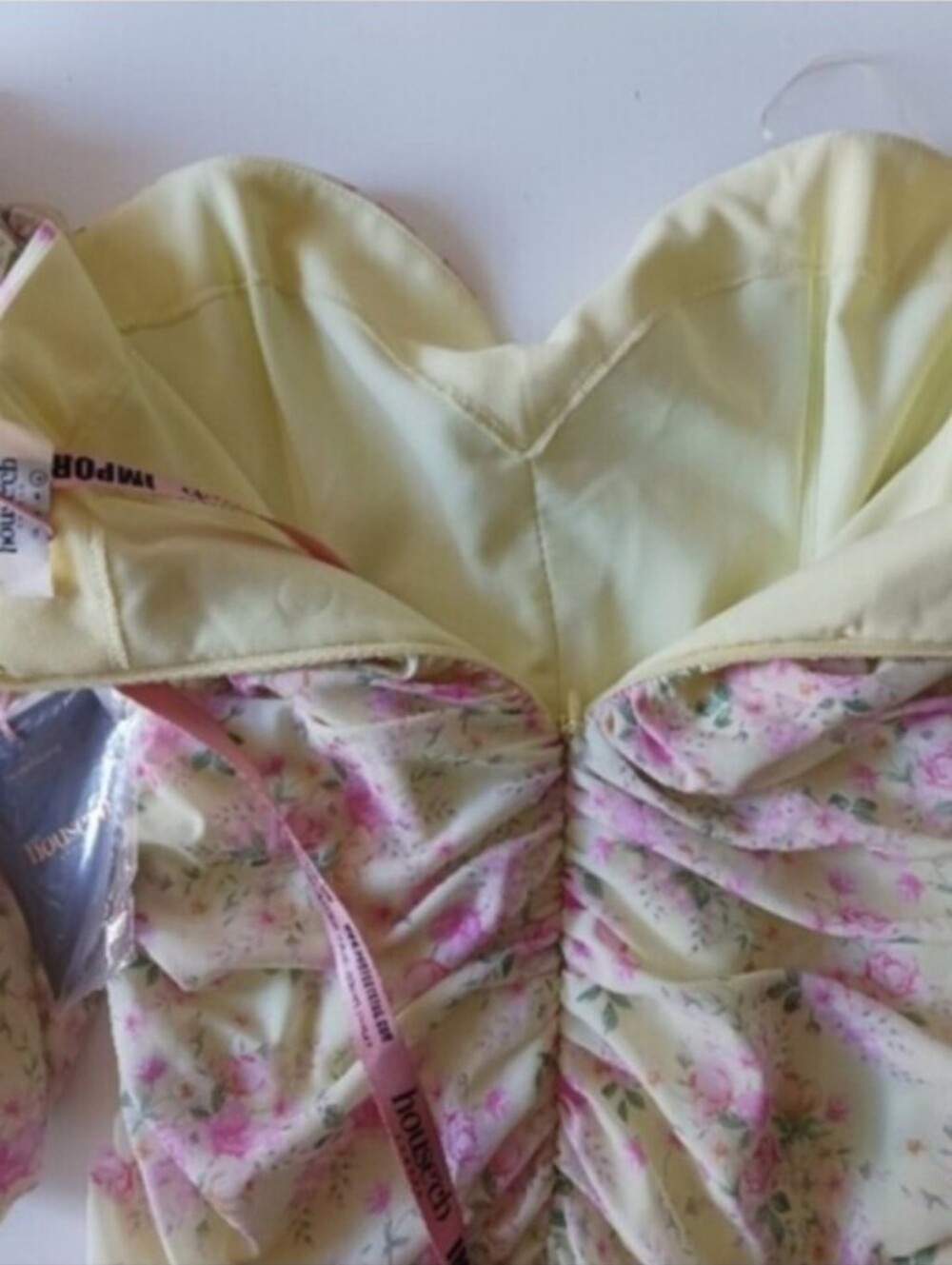 NWT House Of Cb London Giovanna Lemon Print Fkoral Mini Dress Size L - Picture 8 of 9